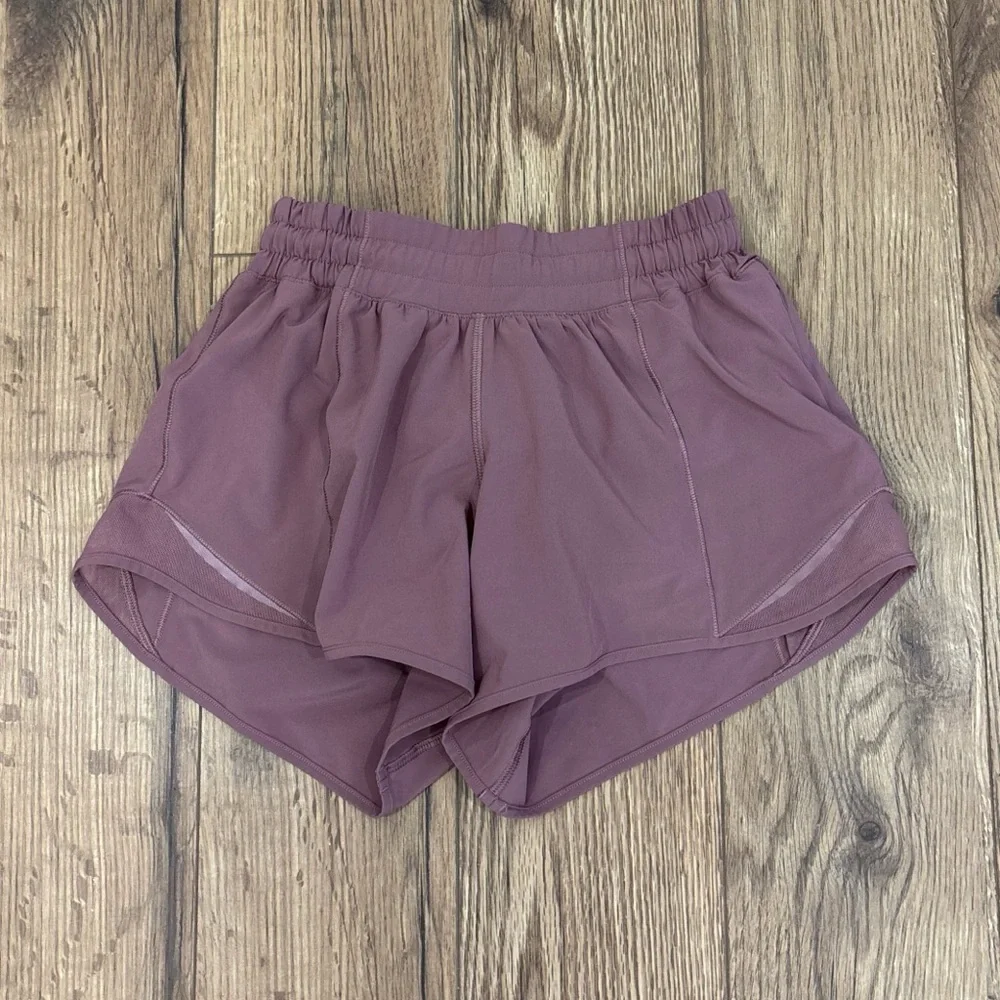 Lululemon Hotty Hot Shorts 4